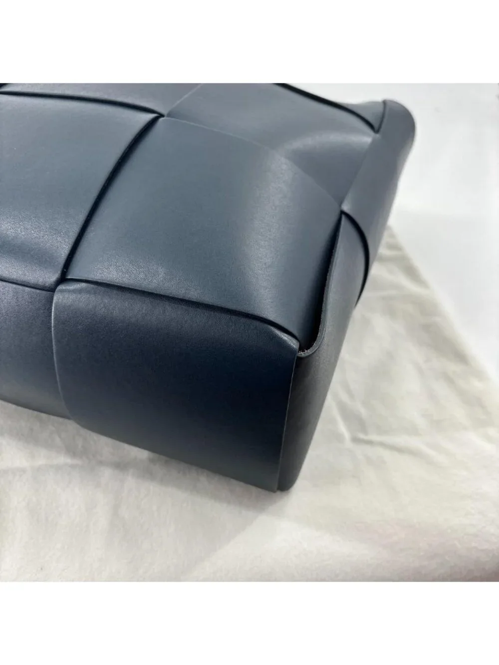 Bottega Veneta Intrecciato Arcotote Large Tote